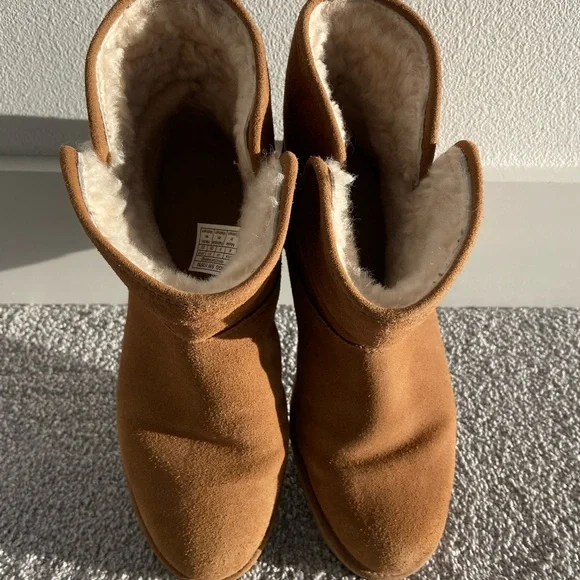 UGG Tan Suede Ankle Boots - Picture 3 of 15